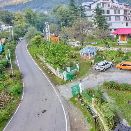 Hotel White Mountain Manāli Exteriér fotografie