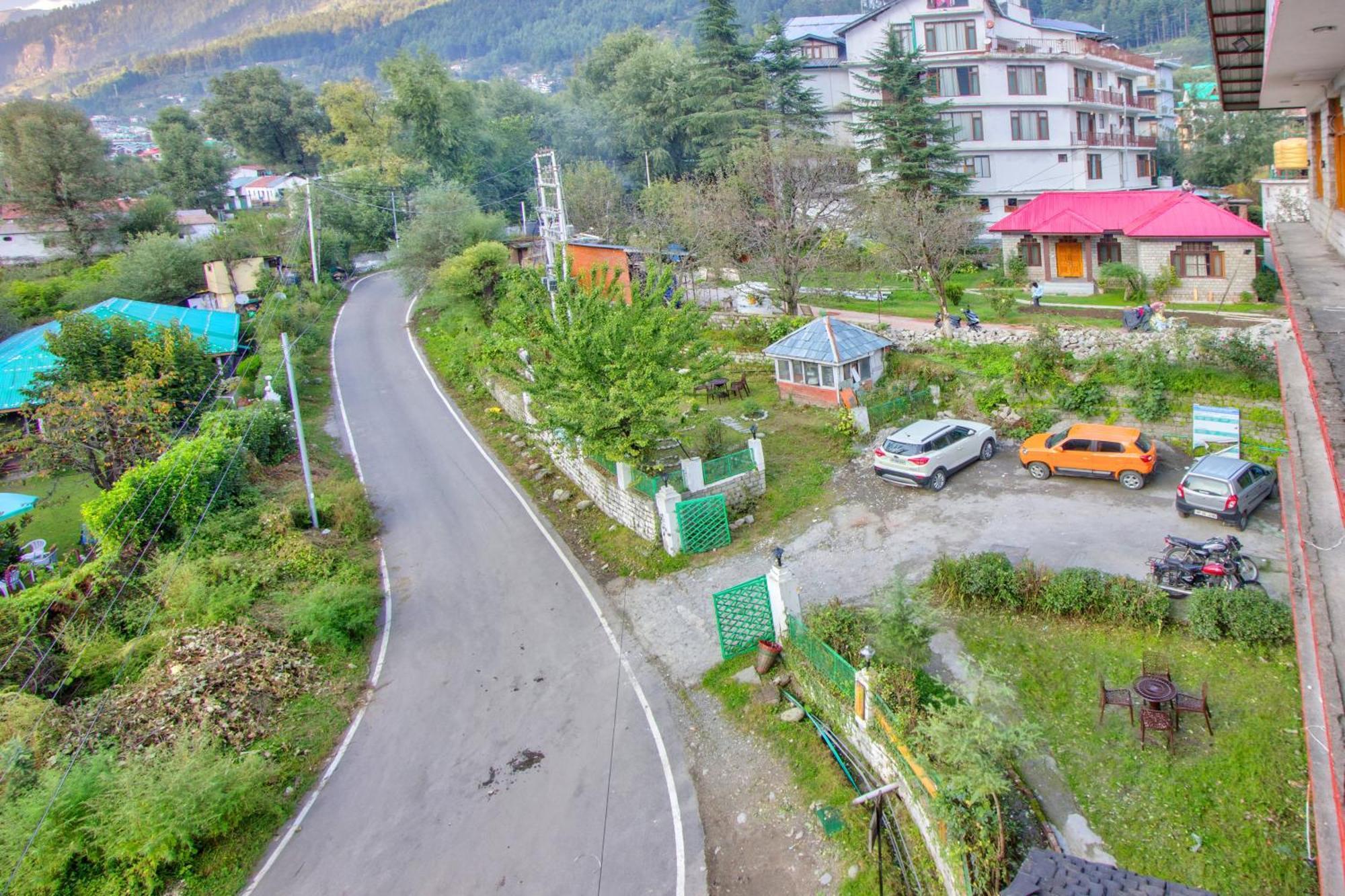 Hotel White Mountain Manāli Exteriér fotografie
