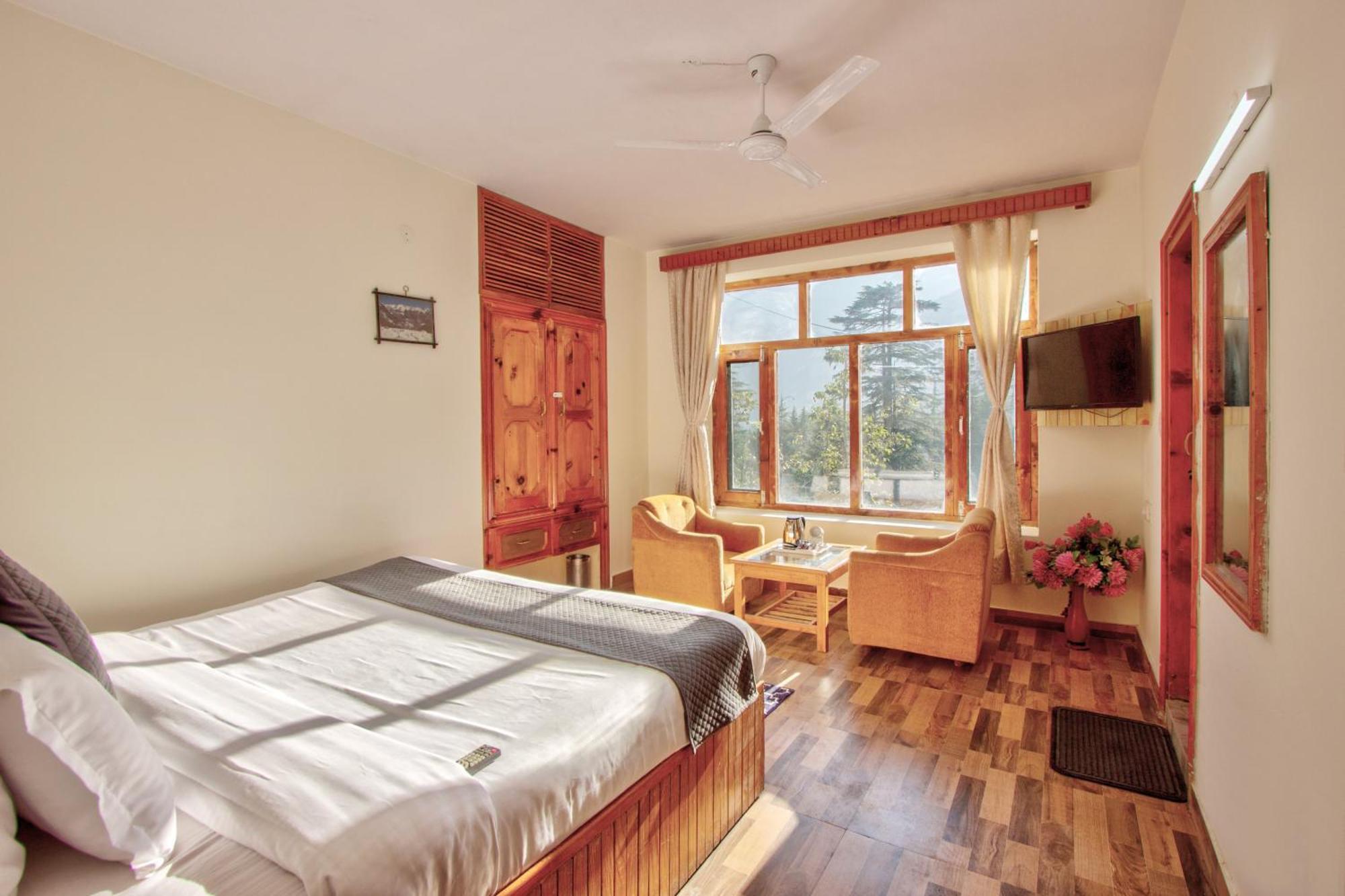 Hotel White Mountain Manāli Exteriér fotografie